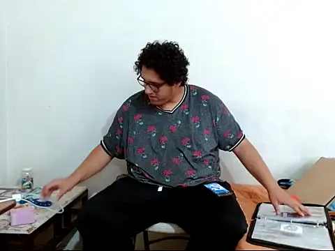 MeisanPaul online show from 11-27-25, 09:06