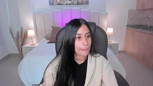 miranda crawfor online show from 10-08-25, 12:25