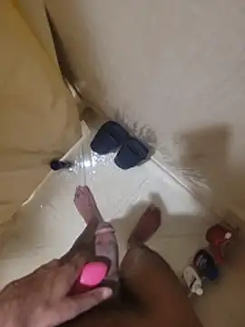 Snapshot of catluvr999 chatting on 04-02-26, 07:55 catluvr999 online show from 04-02-26, 07:55