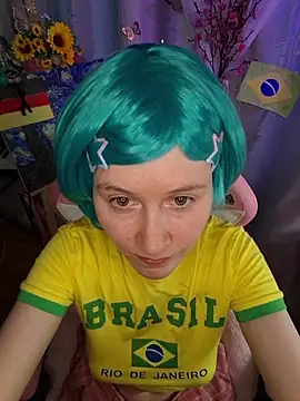 Fuzzy Unicorn online show from 07-16-26, 12:00