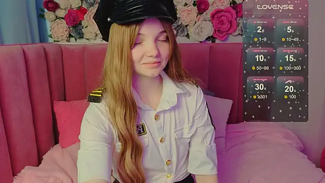 AnimeAlica18 online show from 11-06-25, 02:23