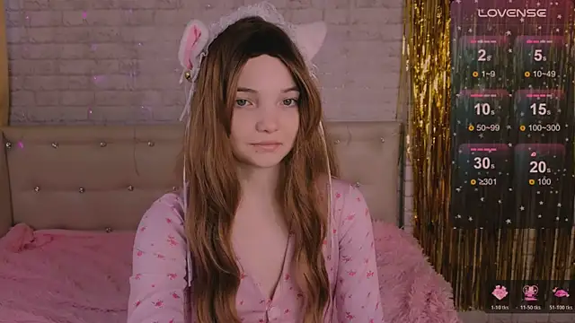 AnimeAlica18 online show from 02-14-26, 03:14