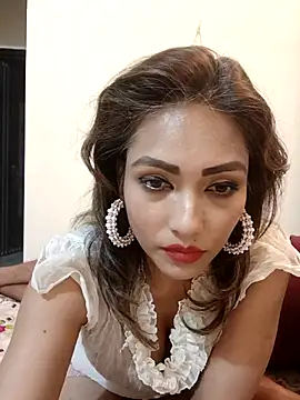 Snapshot of zoyarathore chatting on 11-27-25, 04:20 zoyarathore online show from 11-27-25, 04:20