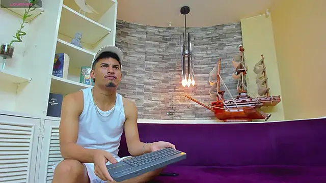 Brownie Lovers online show from 10-17-25, 10:51