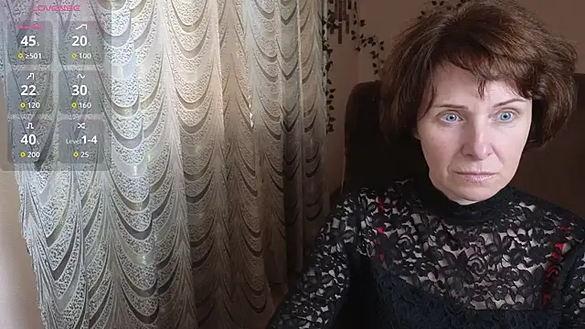 Lia Tito online show from 10-21-25, 01:01