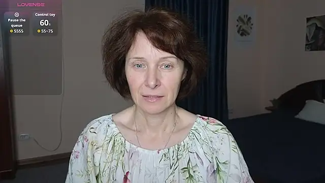 Lia Tito online show from 11-13-25, 06:23