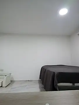 Snapshot of Luzky chatting on 01-09-26, 12:46 Luzky online show from 01-09-26, 12:46