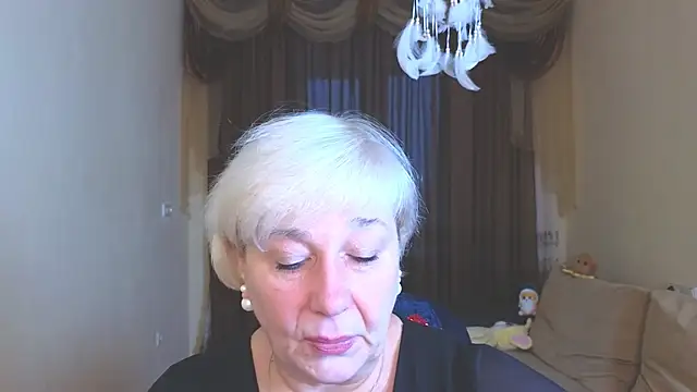 Milana Milky online show from 11-17-25, 05:02