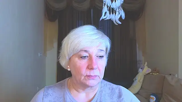 Milana Milky online show from 11-28-25, 05:10