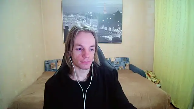 Snapshot of AdamDickens chatting on 09-26-25, 08:24 AdamDickens online show from 09-26-25, 08:24