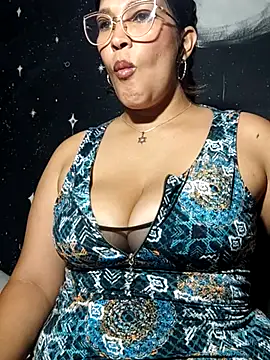 Ivy horse  online show from 04-12-26, 03:11