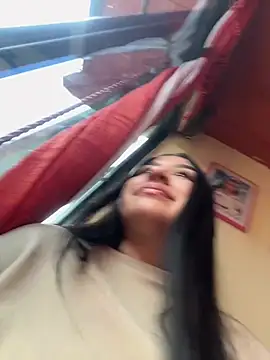 Snapshot of BELLAALEJA chatting on 04-26-26, 06:38 BELLAALEJA online show from 04-26-26, 06:38