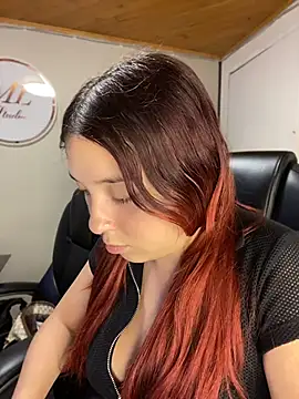 Karen18 boobs online show from 04-30-26, 01:01