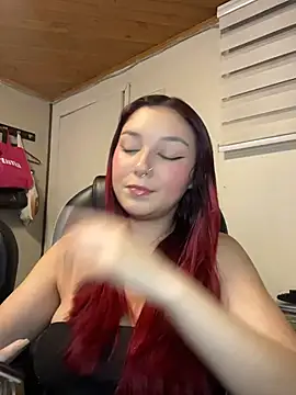 Karen18 boobs online show from 06-25-26, 05:12