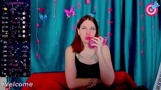 Haley Nikki online show from 02-08-26, 01:20