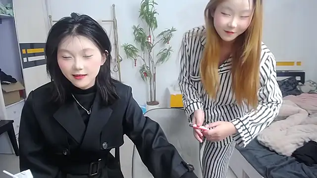 Babygirls523 online show from 09-26-25, 05:06