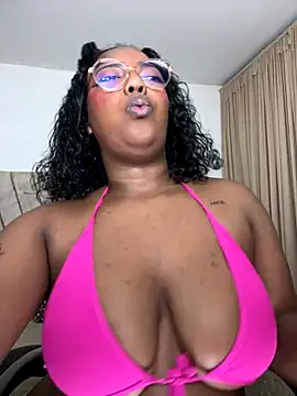 Snapshot of Naomisweett1 chatting on 10-09-25, 02:53 Naomisweett1 online show from 10-09-25, 02:53