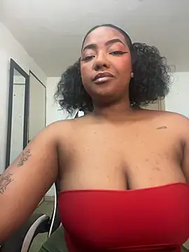 Snapshot of Naomisweett1 chatting on 10-26-25, 10:58 Naomisweett1 online show from 10-26-25, 10:58