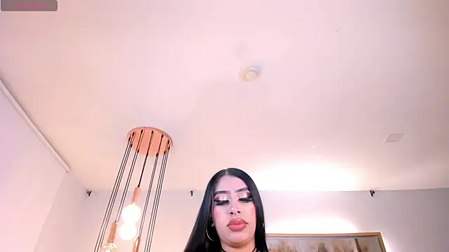 Snapshot of LeahLombardi_ chatting on 10-26-25, 03:34 LeahLombardi online show from 10-26-25, 03:34