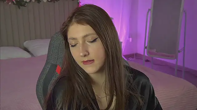 Mary Miiller online show from 10-12-25, 10:03