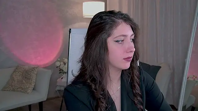 Mary Miiller online show from 03-11-26, 05:46