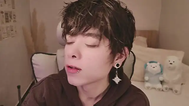 Snapshot of PaulTexx chatting on 11-15-25, 12:34 PaulTexx online show from 11-15-25, 12:34