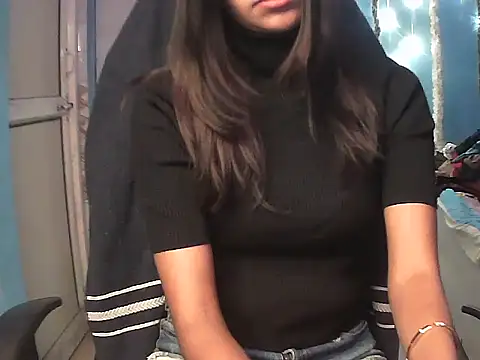 RENUKA RAJPUT online show from 11-12-25, 07:57