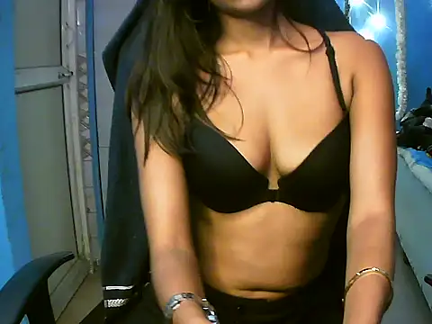 RENUKA RAJPUT online show from 11-26-25, 06:53