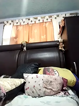 OliviaMorris1 online show from 10-08-25, 12:03