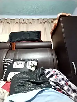 OliviaMorris1 online show from 06-15-26, 09:50
