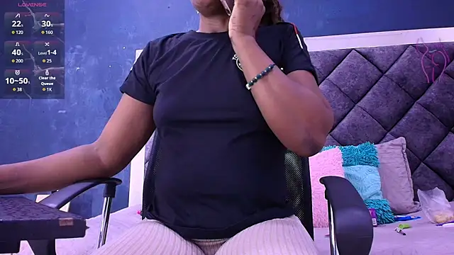 Snapshot of ebony__jheim chatting on 02-25-26, 12:15 ebony jheim online show from 02-25-26, 12:15