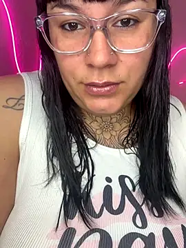 Snapshot of valen1891 chatting on 10-14-25, 12:50 valen1891 online show from 10-14-25, 12:50