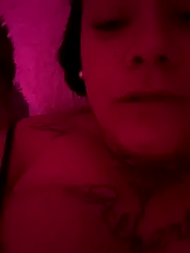 Snapshot of valen1891 chatting on 10-29-25, 03:09 valen1891 online show from 10-29-25, 03:09