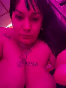 Snapshot of valen1891 chatting on 11-20-25, 03:34 valen1891 online show from 11-20-25, 03:34