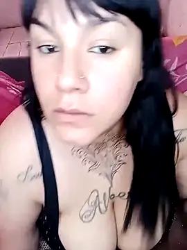 Snapshot of valen1891 chatting on 11-24-25, 01:33 valen1891 online show from 11-24-25, 01:33