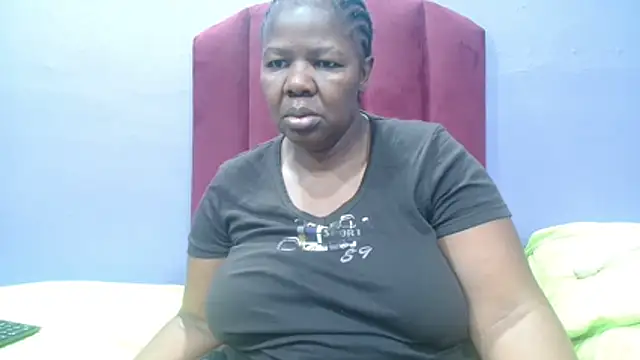 NaughtyChubbyZoe online show from 11-26-25, 05:08