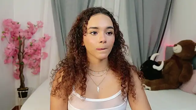 Taylor Tina online show from 09-30-25, 06:46