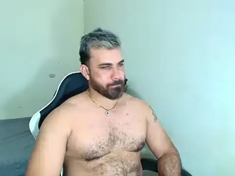 Snapshot of max_love255 chatting on 02-25-26, 09:02 max love255 online show from 02-25-26, 09:02