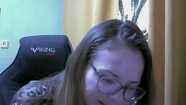 Snapshot of SEA_Dream chatting on 10-14-25, 03:51 SEA Dream online show from 10-14-25, 03:51