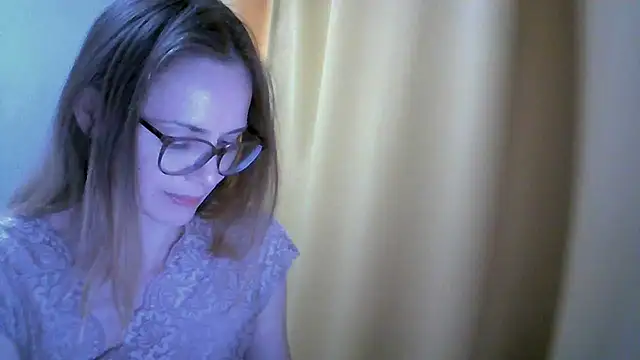 Snapshot of SEA_Dream chatting on 10-23-25, 06:34 SEA Dream online show from 10-23-25, 06:34