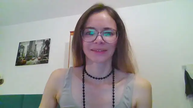 Snapshot of SEA_Dream chatting on 12-19-25, 03:57 SEA Dream online show from 12-19-25, 03:57