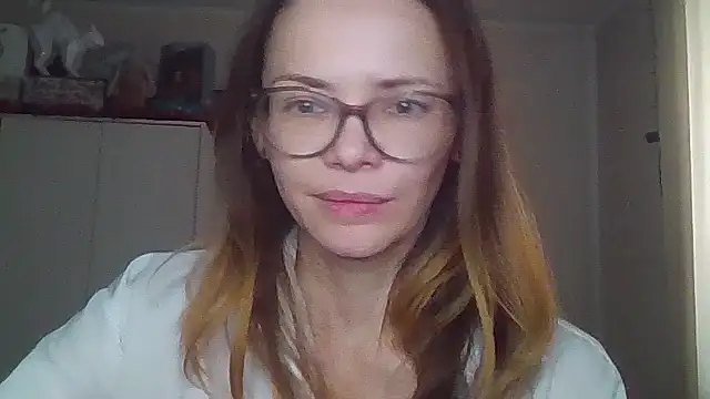 Snapshot of SEA_Dream chatting on 01-09-26, 06:49 SEA Dream online show from 01-09-26, 06:49