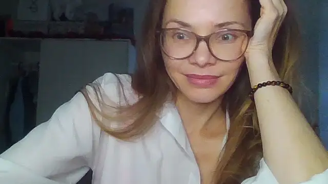 Snapshot of SEA_Dream chatting on 01-09-26, 08:21 SEA Dream online show from 01-09-26, 08:21