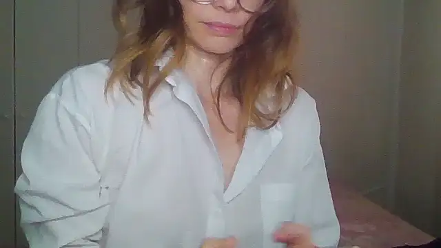 Snapshot of SEA_Dream chatting on 01-14-26, 06:19 SEA Dream online show from 01-14-26, 06:19