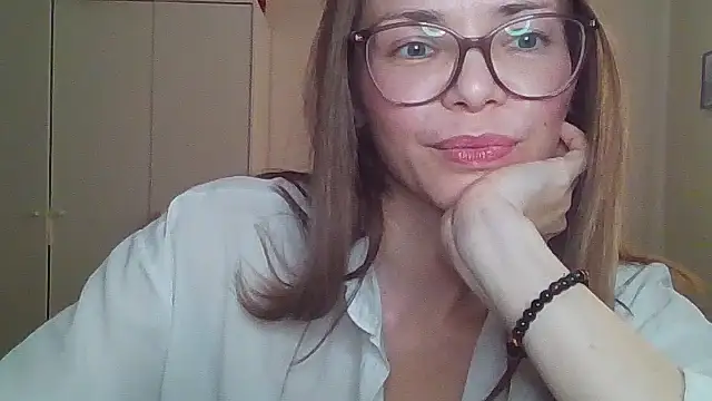 Snapshot of SEA_Dream chatting on 02-07-26, 08:51 SEA Dream online show from 02-07-26, 08:51