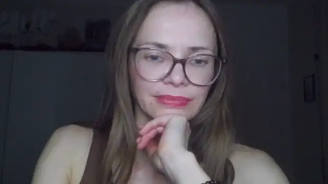 Snapshot of SEA_Dream chatting on 02-12-26, 04:46 SEA Dream online show from 02-12-26, 04:46