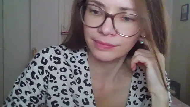 Snapshot of SEA_Dream chatting on 03-05-26, 05:14 SEA Dream online show from 03-05-26, 05:14