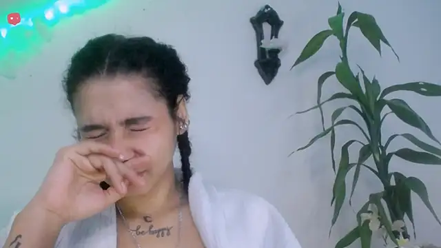 Nocturnawitch online show from 09-18-25, 02:41