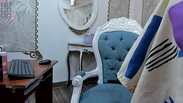 Snapshot of Scarlet__Milff chatting on 11-04-25, 08:08 Scarlet Milff online show from 11-04-25, 08:08