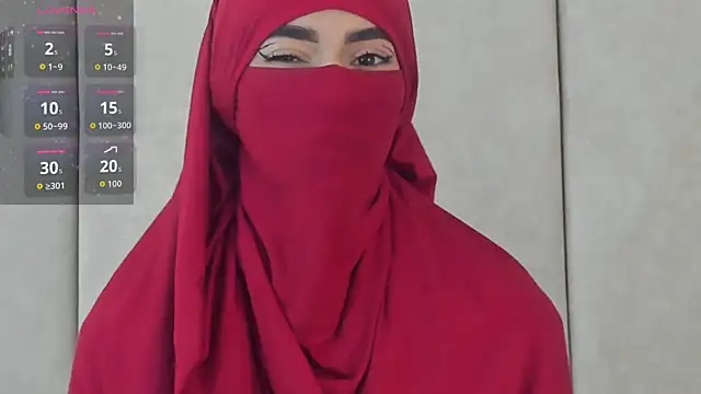  Zahiira  online show from 09-26-25, 11:47